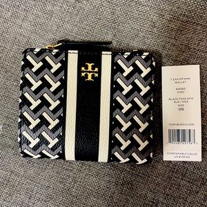 Tory Burch wallet